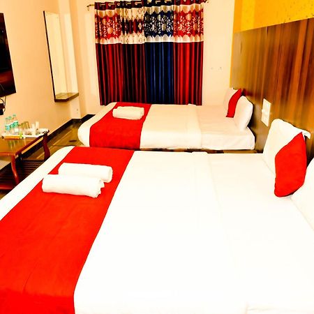 Townhouse Mk Hotel Chikmagalūr Eksteriør billede