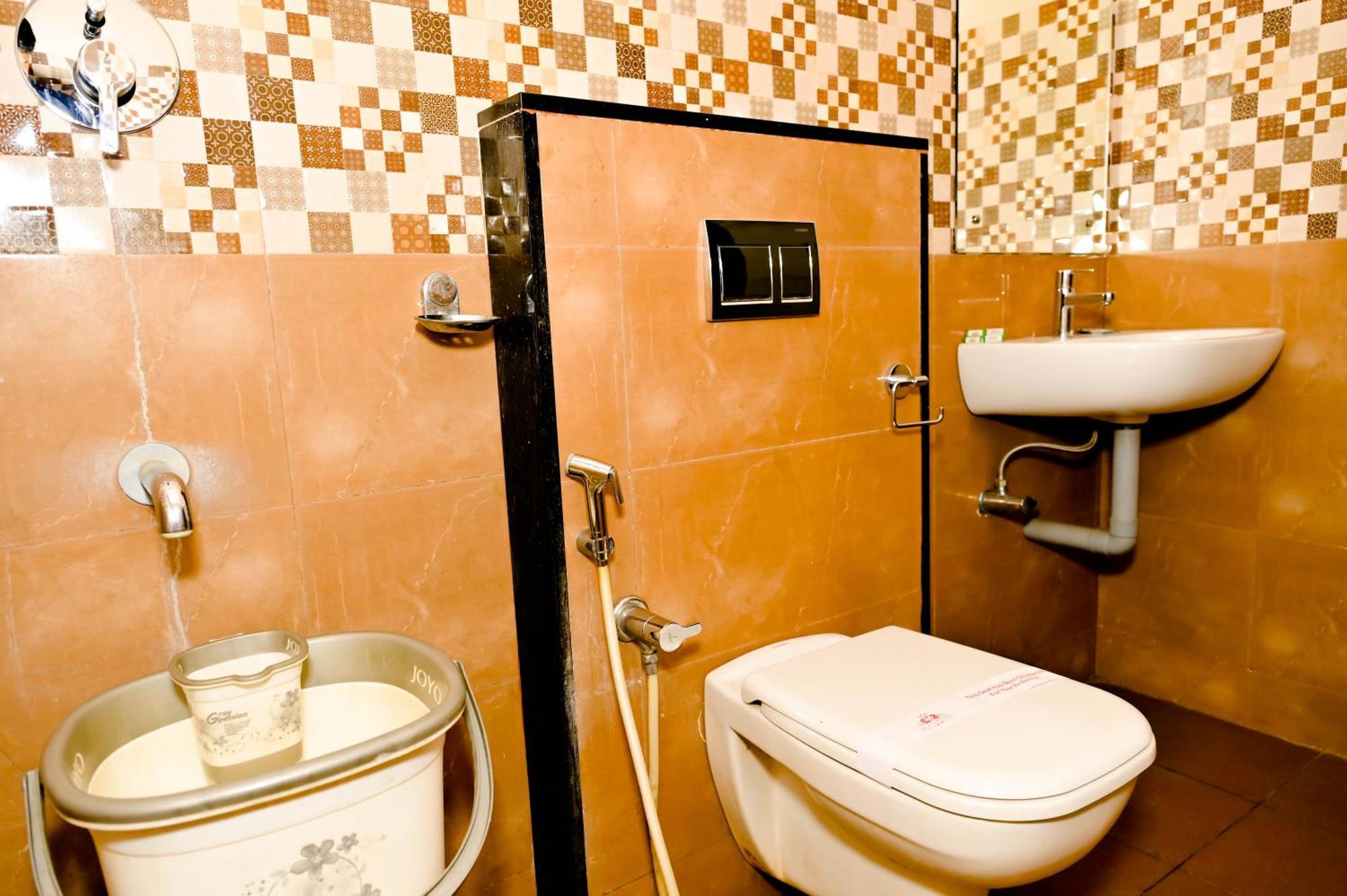 Townhouse Mk Hotel Chikmagalūr Eksteriør billede